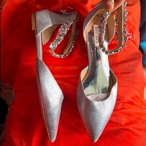 Badgley Mischka Silver Rhinestone Pointy Flats - NWT ballerina wedding 9M